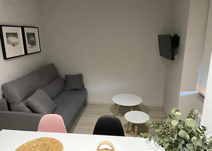 Апартаменты Puertas Del Orbigo 1 *